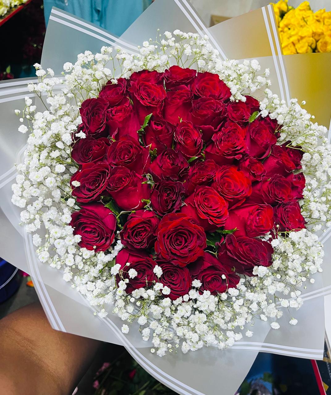 Luxury Red Roses Bouquet with Baby’s Breath