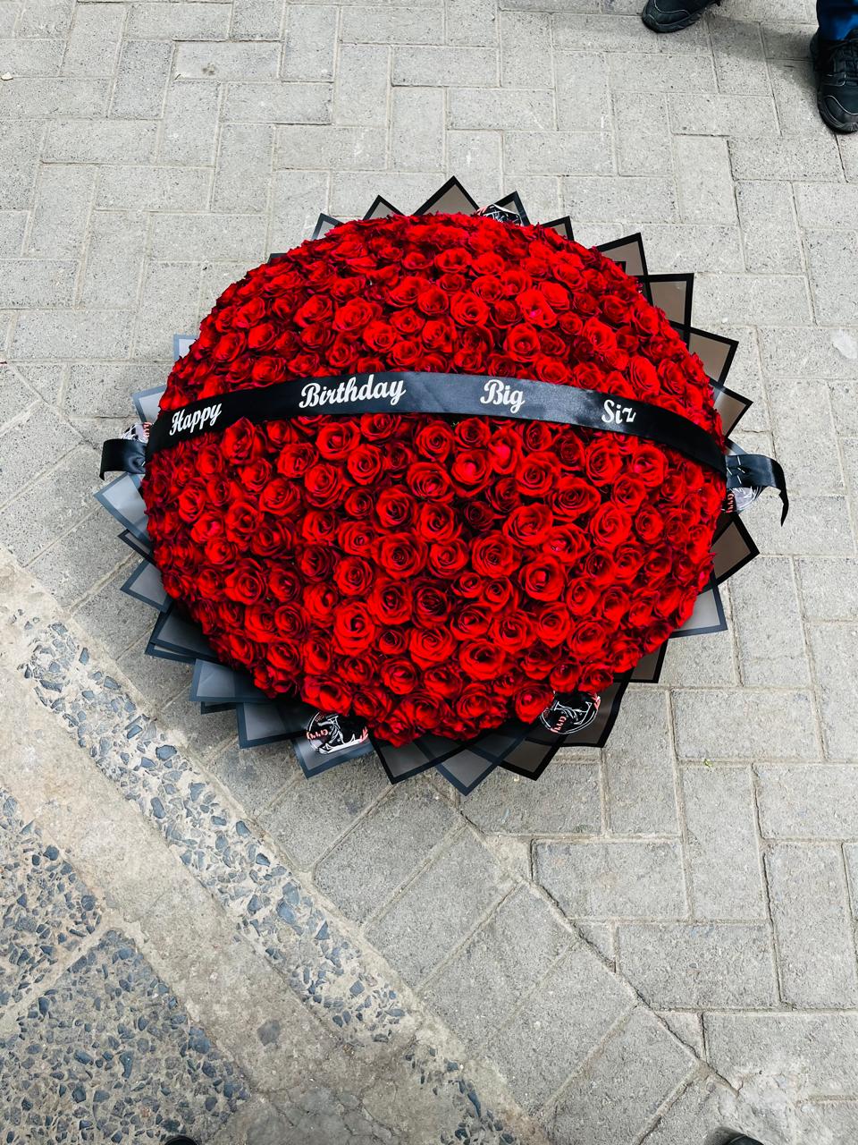 Luxury Large Red Roses Birthday Bouquet With Ribbon